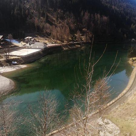 L'Etrange Rendez-Vous Tome 1 Lägenhet Carona  Exteriör bild
